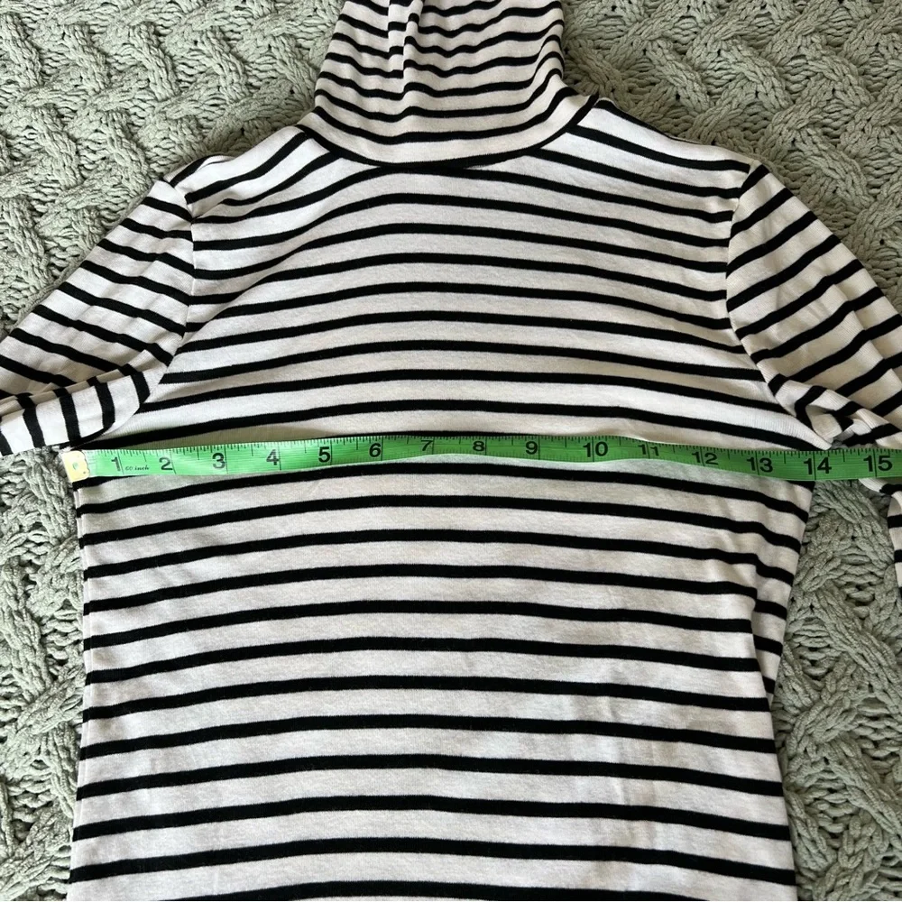 Splendid - Turtleneck in Black/White Stripe - Picture 6 of 10